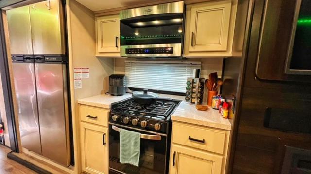 Luxury Glamping Near Idaho Event Center In Nampa Lejlighed Eksteriør billede