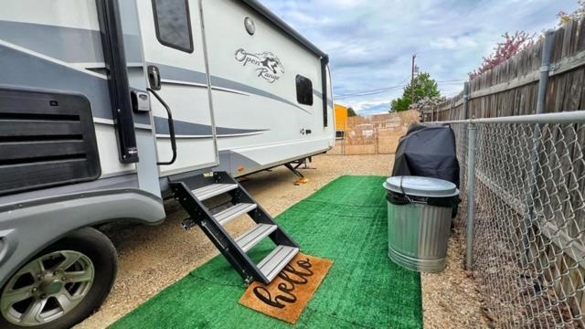 Luxury Glamping Near Idaho Event Center In Nampa Lejlighed Eksteriør billede